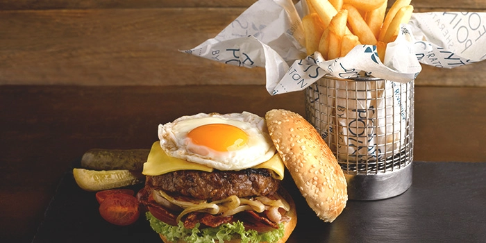 The Best Brew - Four Points by Sheraton Singapore, Riverview - Western Restaurant - Photo 2