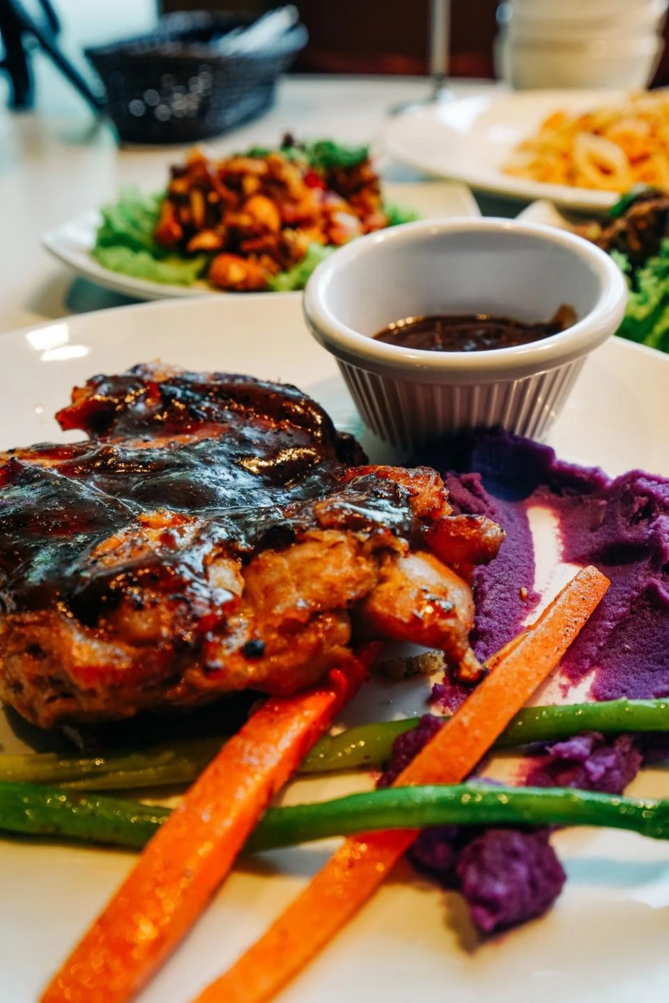 The Upper House - Funan - Thai Restaurant - Photo 2