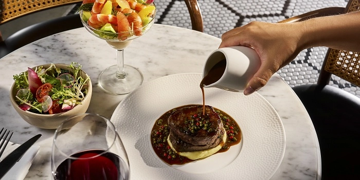 The Stamford Brasserie - Swissôtel The Stamford - Steak Restaurant - Photo 3