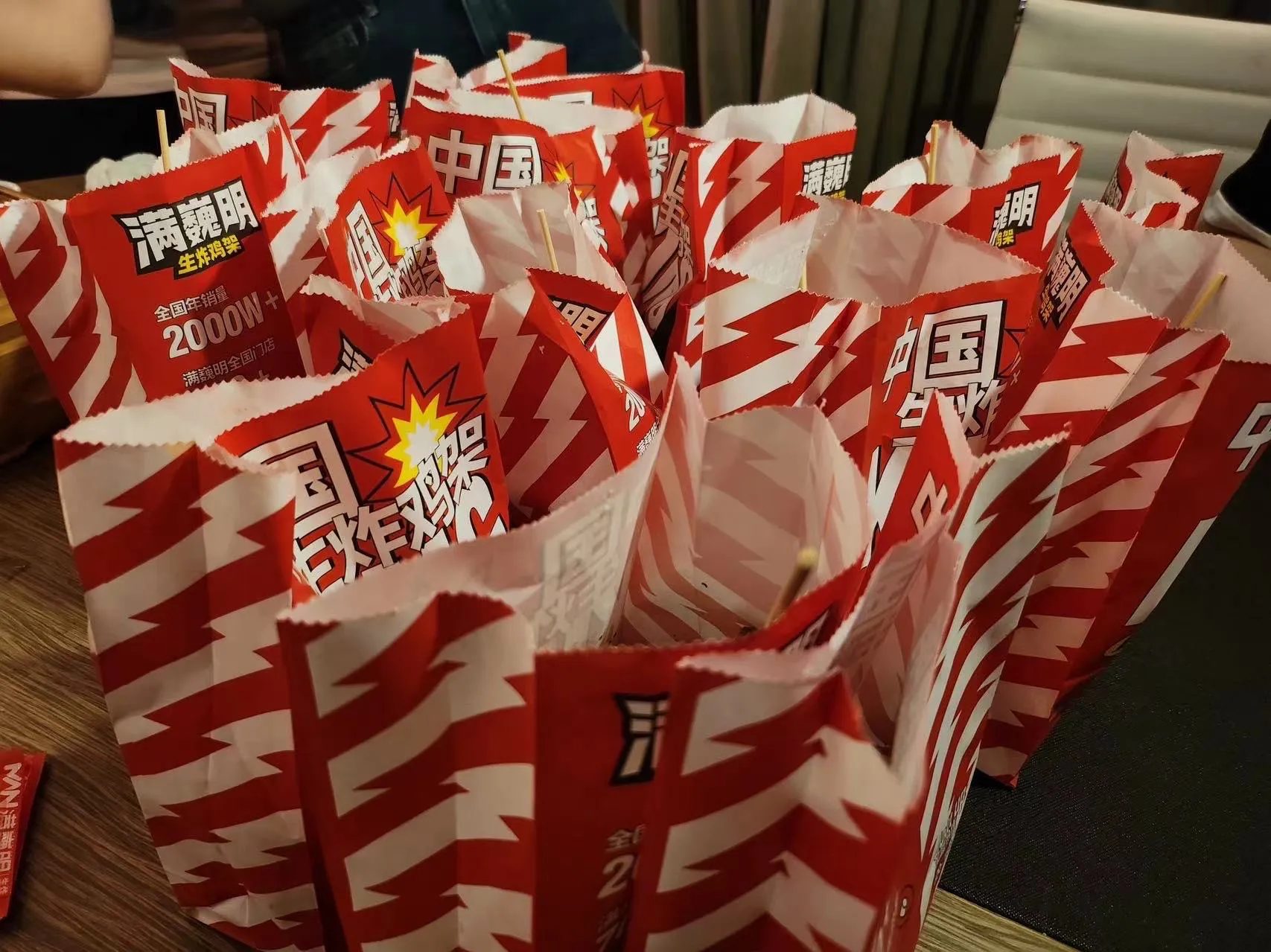Manweiming Fried Chicken 满巍明生炸鸡架 - Bugis Junction - Chinese Restaurant - Photo 2