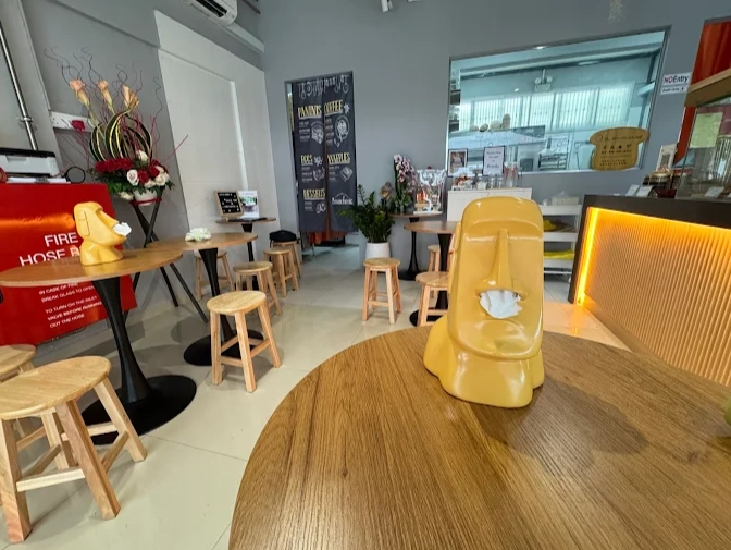 SL Bakehouse - Veerasamy Road - Western Restaurant - Photo 3