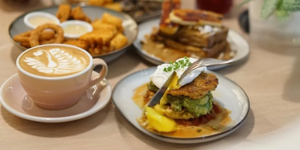 OLLA Coffee - The Woodleigh Mall - European Restaurant - Photo 1