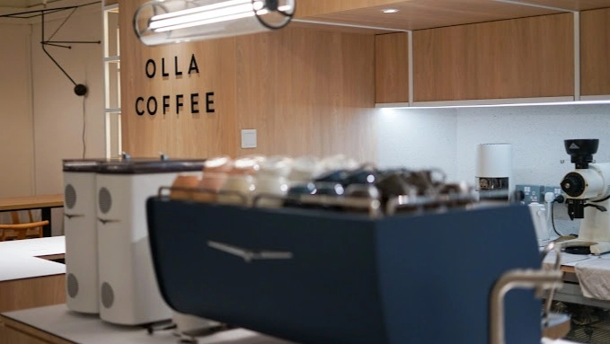 OLLA Coffee - The Woodleigh Mall - European Restaurant - Photo 3