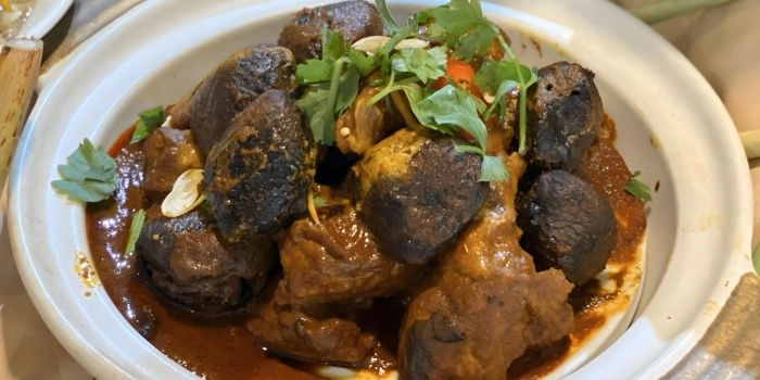 Sun's Cafe - Hotel Grand Pacific - Peranakan Restaurant - Photo 3