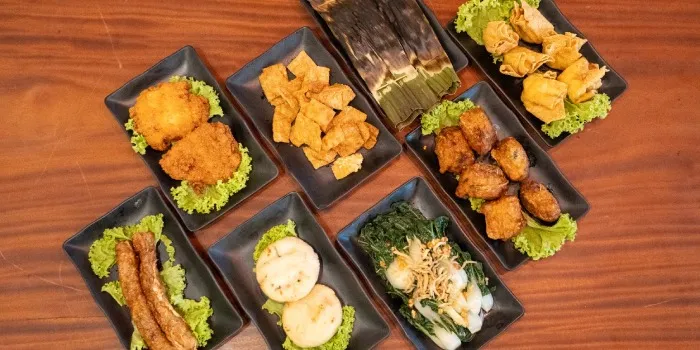 5 Senses Cafe & Restaurant - Odeon 333 - Noodle Restaurant - Photo 1