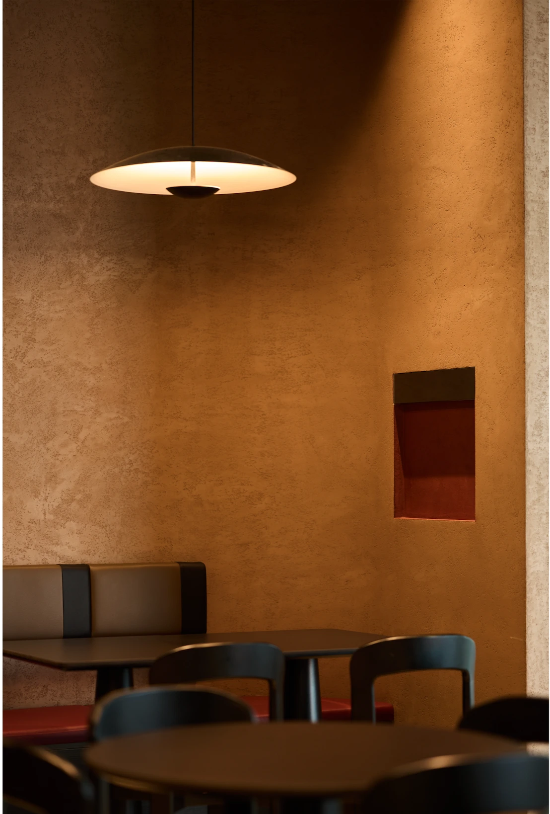 The Test Kitchen - Cross Street - Western Restaurant - Photo 3