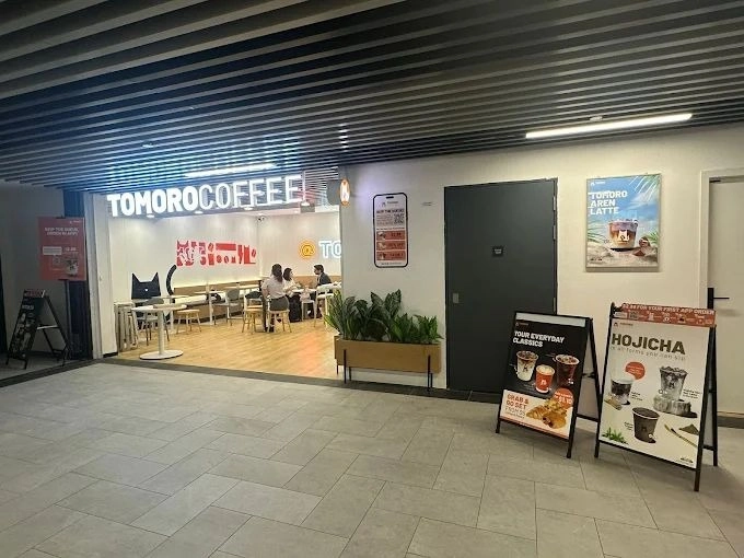 TOMORO COFFEE - Club Street - Western Restaurant - Photo 2