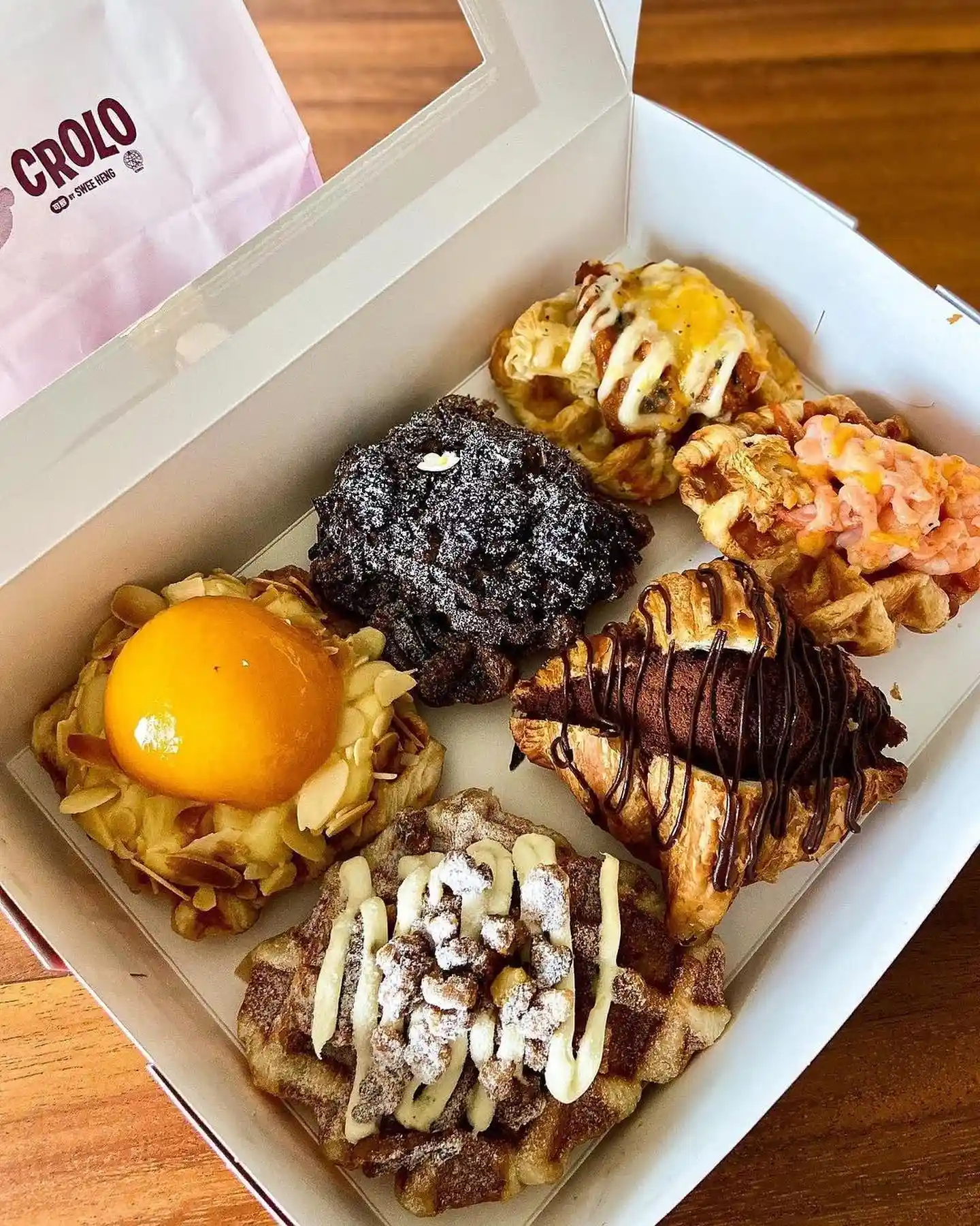 CROLO By Swee Heng - Pasir Ris Mall - Bakery & Cake Restaurant - Photo 3