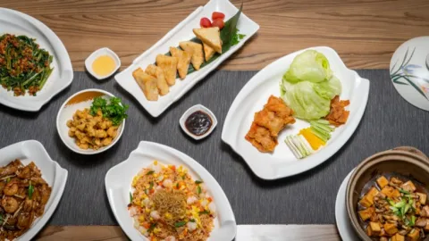 Uncle Leong Seafood - Techview - Local & Malaysian Restaurant - Photo 1