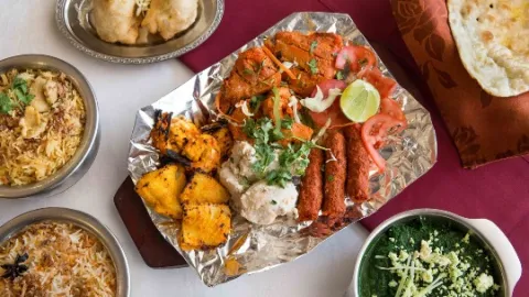 Omar Shariff Authentic Indian Cuisine - Greenwood Avenue ๐ - Indian Restaurant - Photo 1
