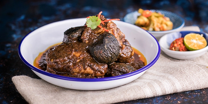 Godmama Modern Peranakan Kitchen - Funan - Malaysian Restaurant - Photo 2