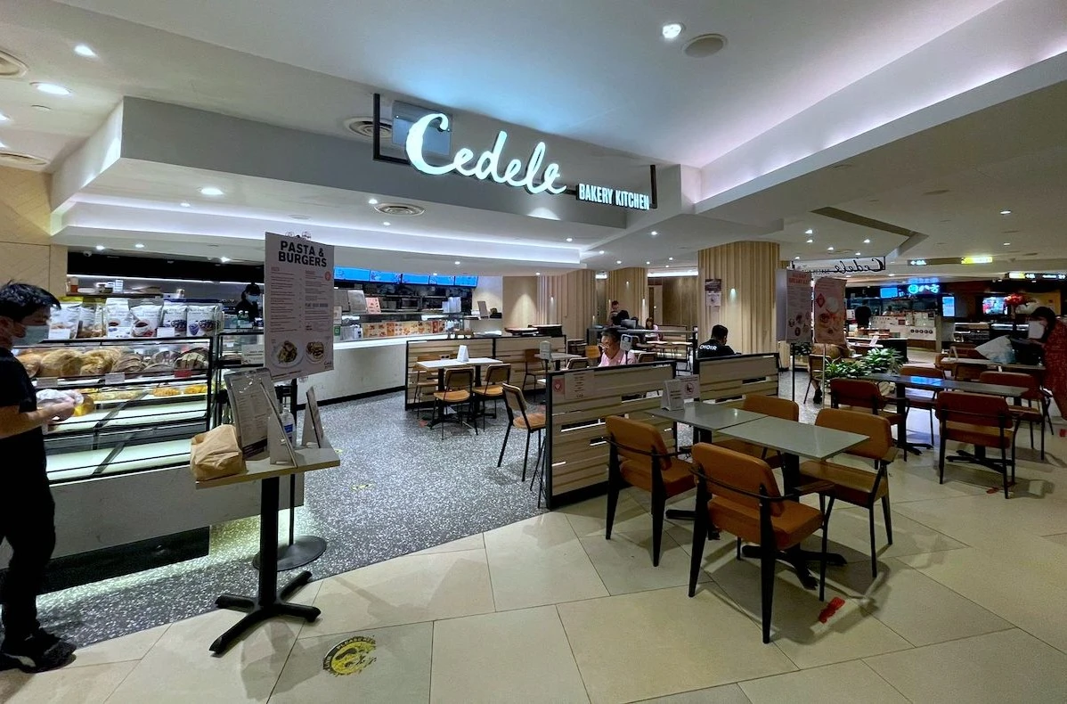 Cedele - Raffles City Shopping Centre - Western Restaurant - Photo 2