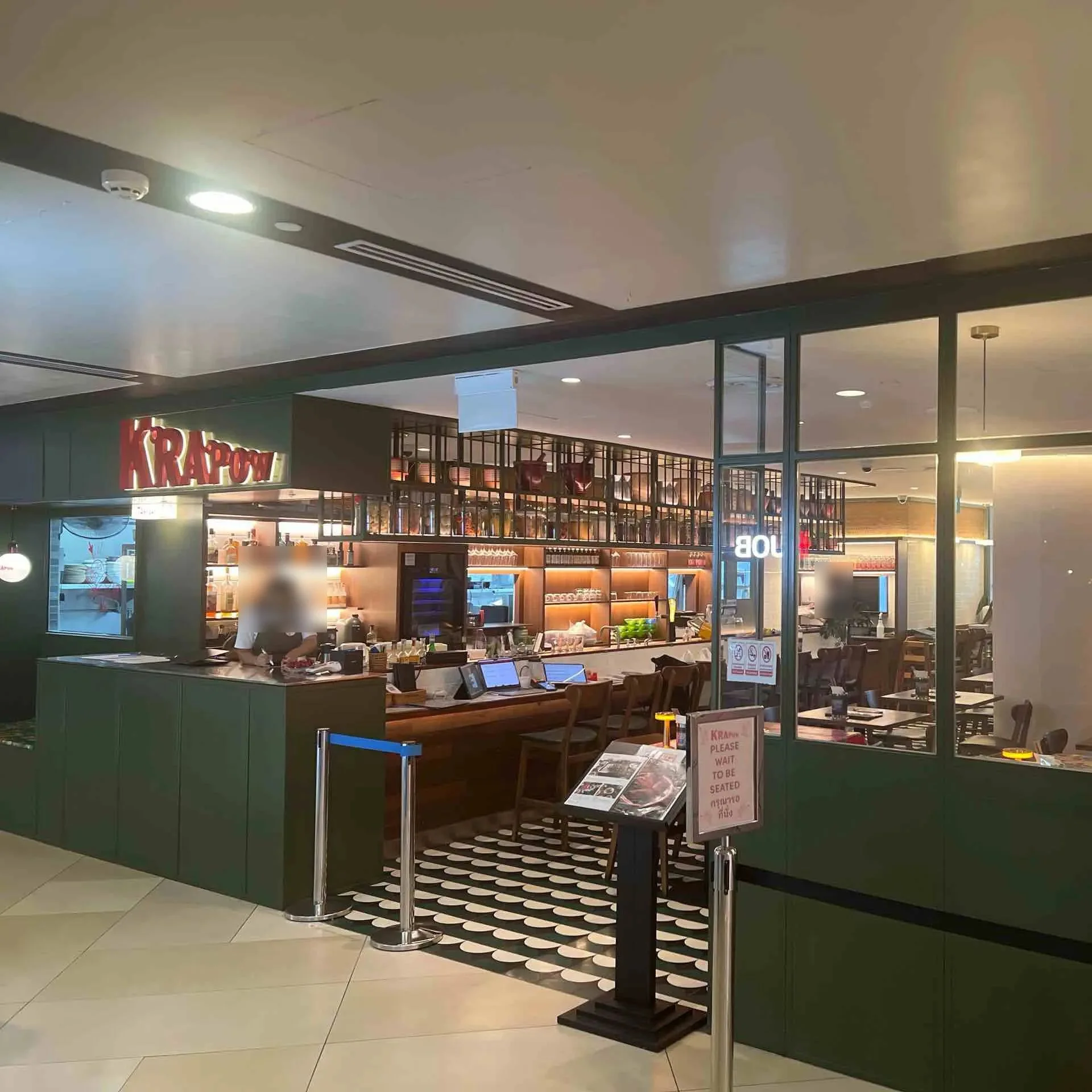 KRAPOW Thai Kitchen - Chinatown Point - Thai Restaurant - Photo 2
