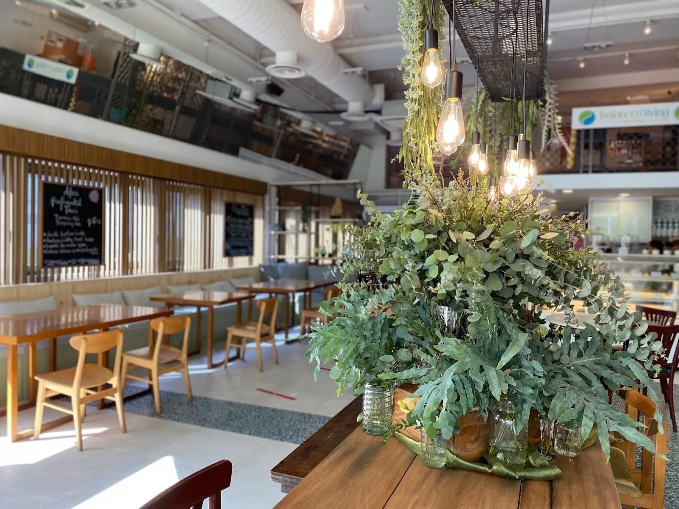 The Living Cafe - Bukit Timah Road - Western Restaurant - Photo 2