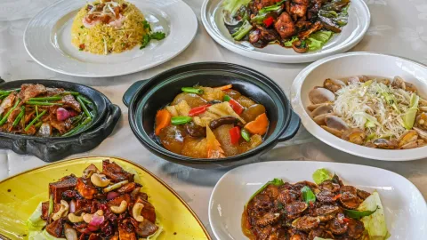 Famous Kitchen - Hong Heng Mansion - Chinese Restaurant - Photo 1