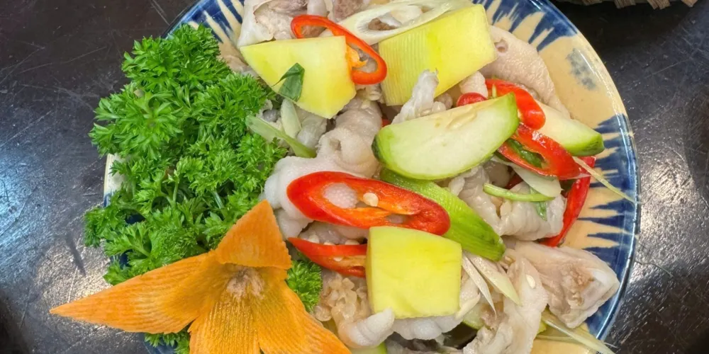 Mr Đức - Ốc & Lẩu, Nướng - Vietnamese Restaurant - Photo 1