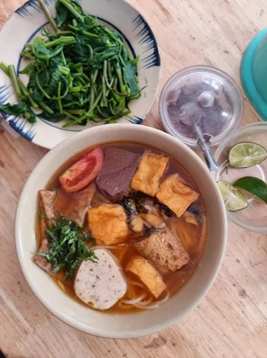 Bún Riêu Canh Bún 30 - Nguyễn Trọng Tuyển - Nhà hàng Bún Riêu - Ảnh 4