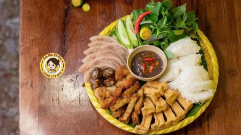 Bún Đậu Mẹt - Cô Hoa CS2 - Rice Noodles With Tofu And Fermented Shrimp Paste Restaurant - Photo 1