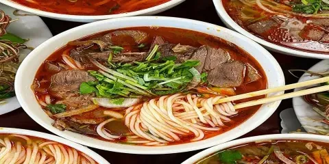 Quán 45 - Bún Bò - Bún Mắm - Bánh Canh Cua - Restoran Món Việt - Foto 1