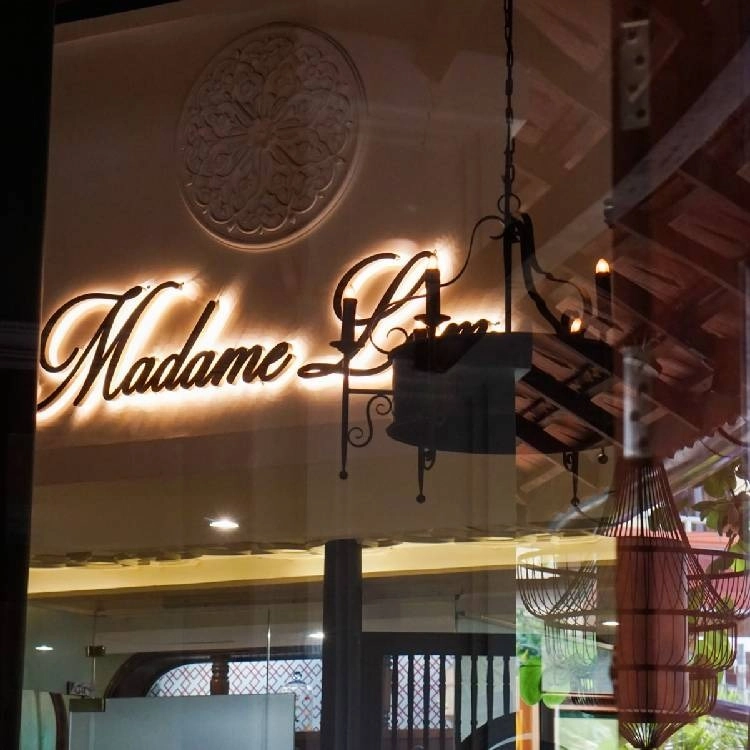 Nhà Hàng Madame Lam - Vietnamese Restaurant - Photo 16