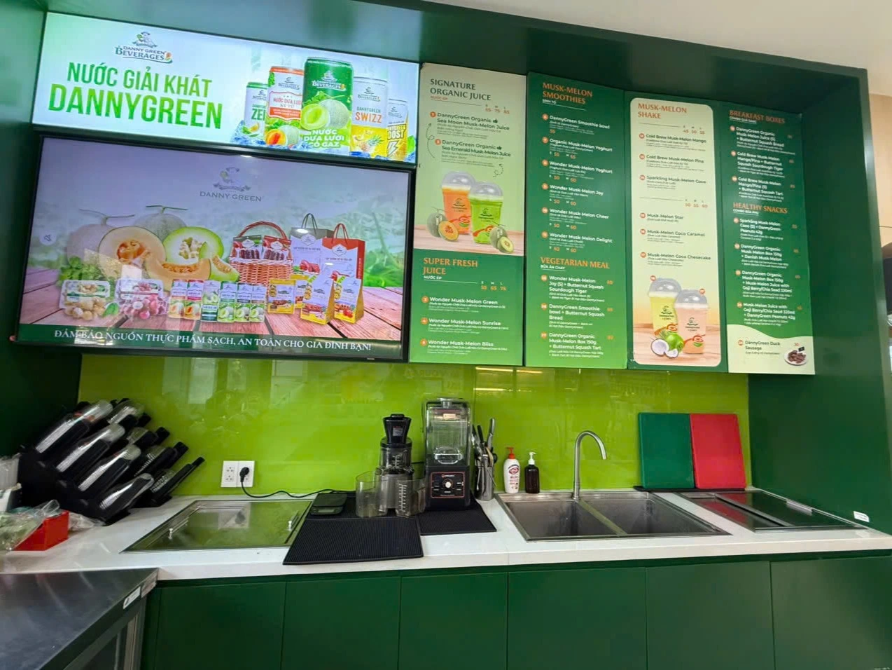 DannyGreen Nước Ép, Sinh Tố Organic - Gò Dầu - Vietnamese Restaurant - Photo 3