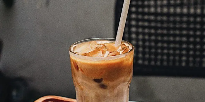Hẻm Café Trà Sữa, Sinh Tố - Tô Hiến Thành - Nhà hàng Món Việt - Ảnh 1