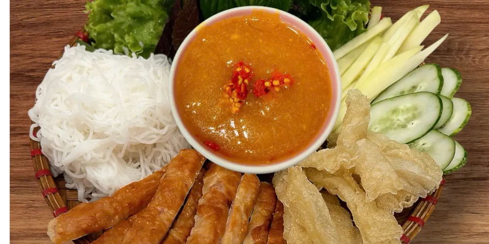 Nem Nướng Bà Duyên - Món Ngon - Ẩm Thực Miền Trung - Nguyễn Văn Công CN3