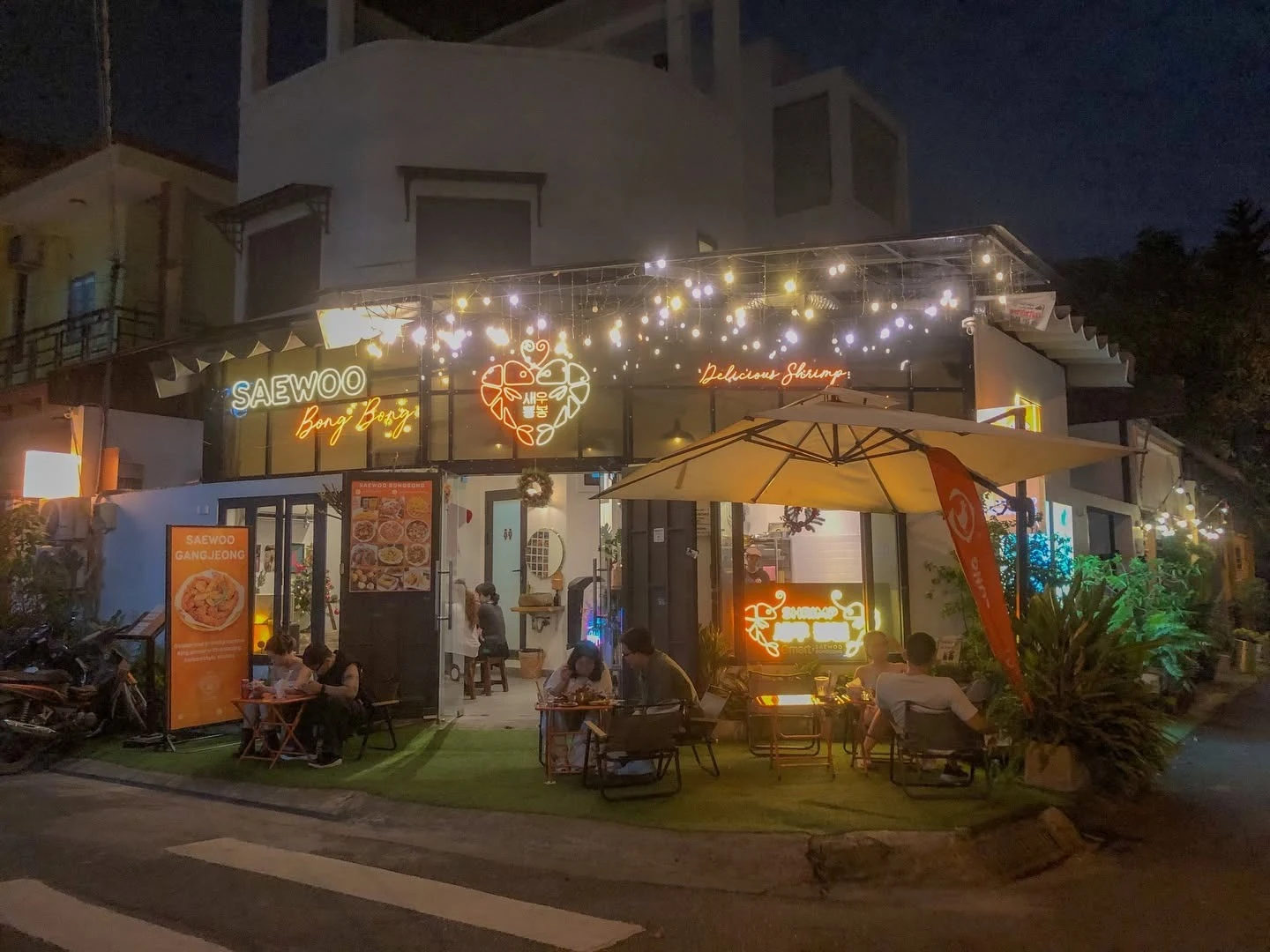Saewoo BongBong - Southeast Asian Restaurant - Photo 2