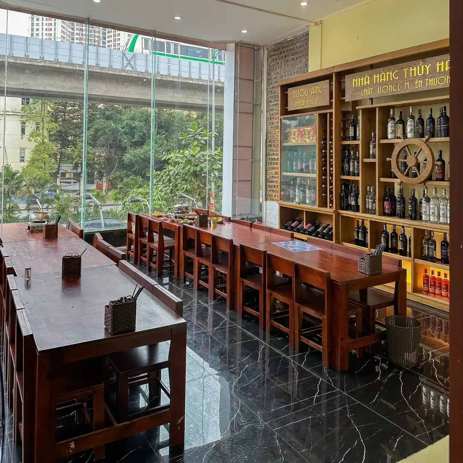Ốc Thuỷ Hải Sản - Trần Phú - Vietnamese Restaurant - Photo 3