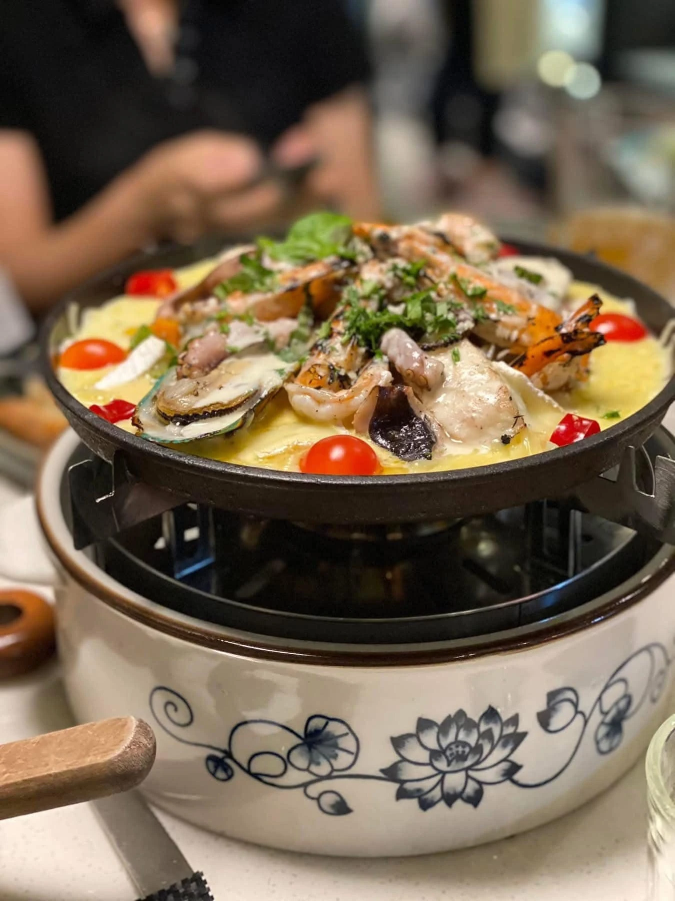 Gia Đình BB Golden Grill - Nhà hàng Lẩu & Nướng - Quay - Ảnh 3