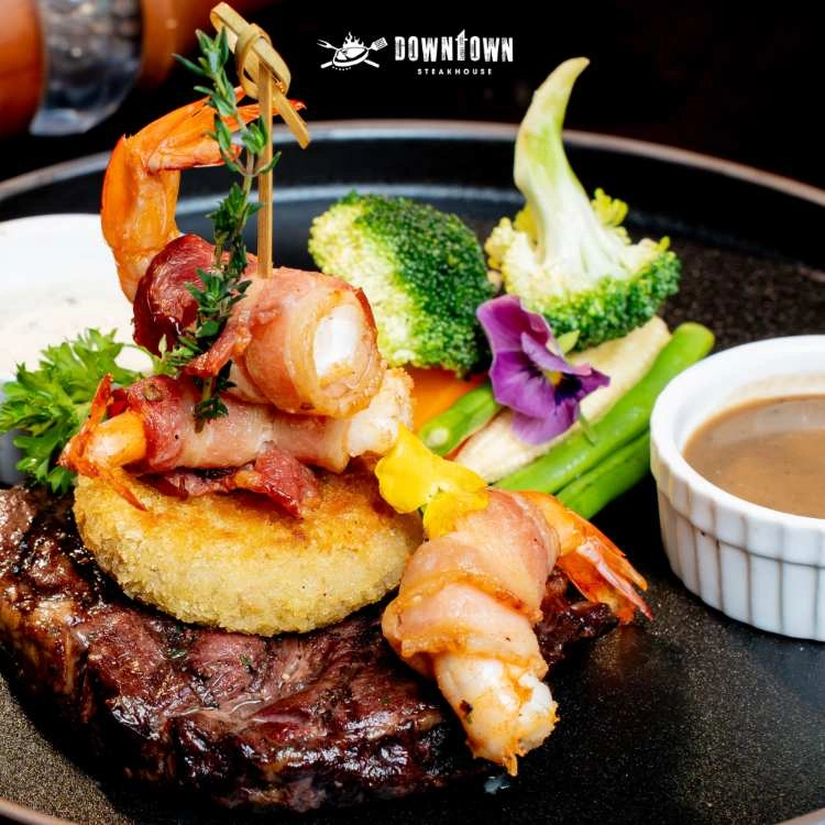 Downtown Steakhouse - Hoa Mai - Nhà hàng Món Mỹ - Ảnh 2
