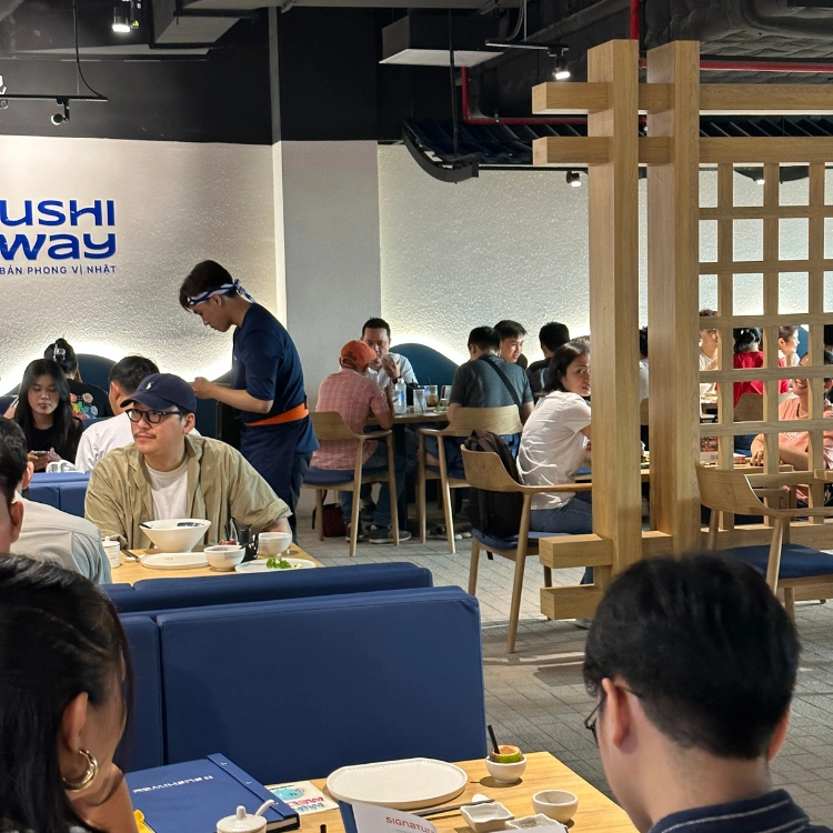 SushiWay Emart Phan Văn Trị - Japanese Restaurant - Photo 3