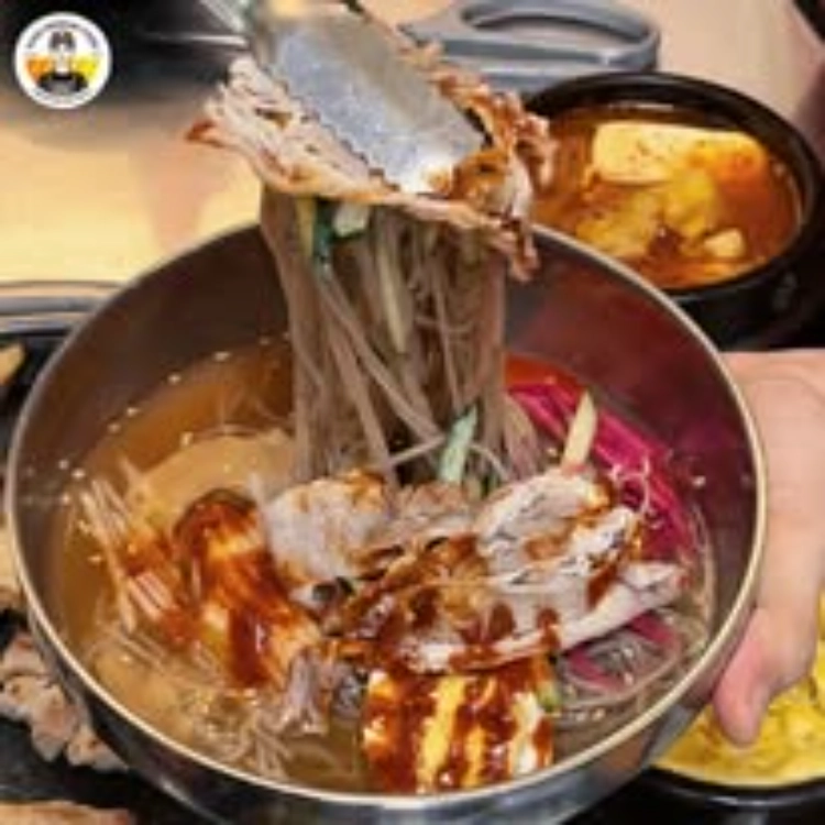 DAGI Korean Food & BBQ - Đồ ăn Hàn Quốc - 19 Pasteur - Korean Restaurant - Photo 2