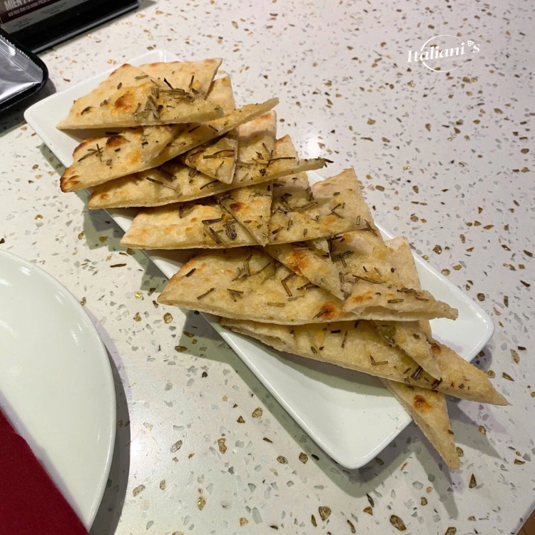 Italiani's Pizza - Hàn Thuyên - Nhà hàng Món Ý - Ảnh 2