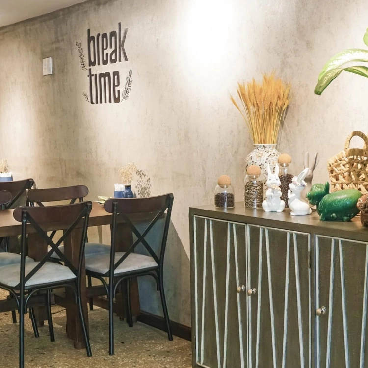 Flower Food & Coffee - Nhà hàng Món Quốc Tế - Ảnh 4