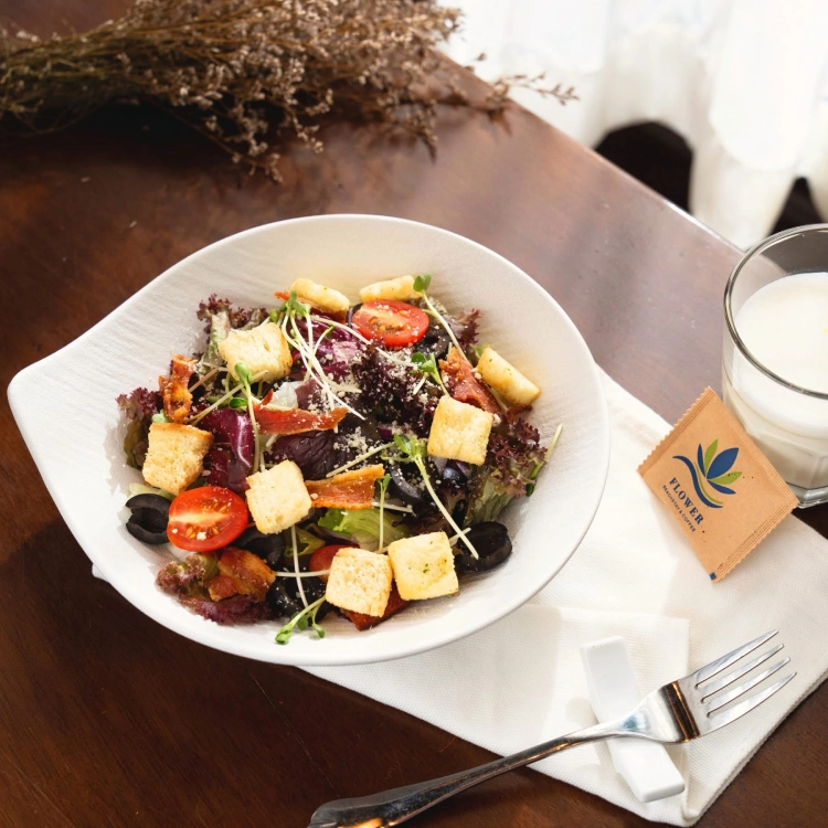 Flower Food & Coffee - Nhà hàng Món Quốc Tế - Ảnh 7