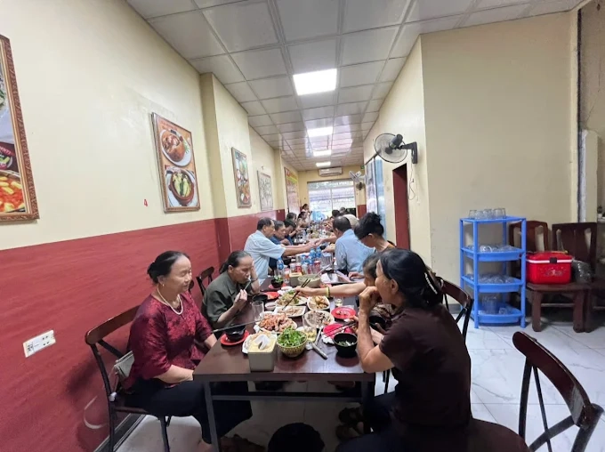GÀ NƯỚNG LU - VỊT 30 - Vietnamese Restaurant - Photo 2