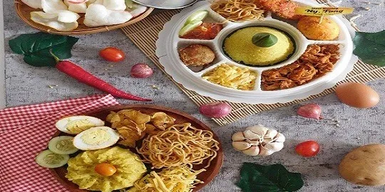 Nasi Kuning Ny Fong Kembar - Cigereleng - Indonesian Restaurant - Photo 1
