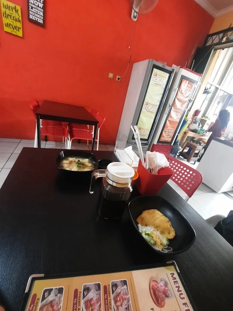 Pempek Ceria - Pondok Kacang - Tea Restaurant - Photo 3