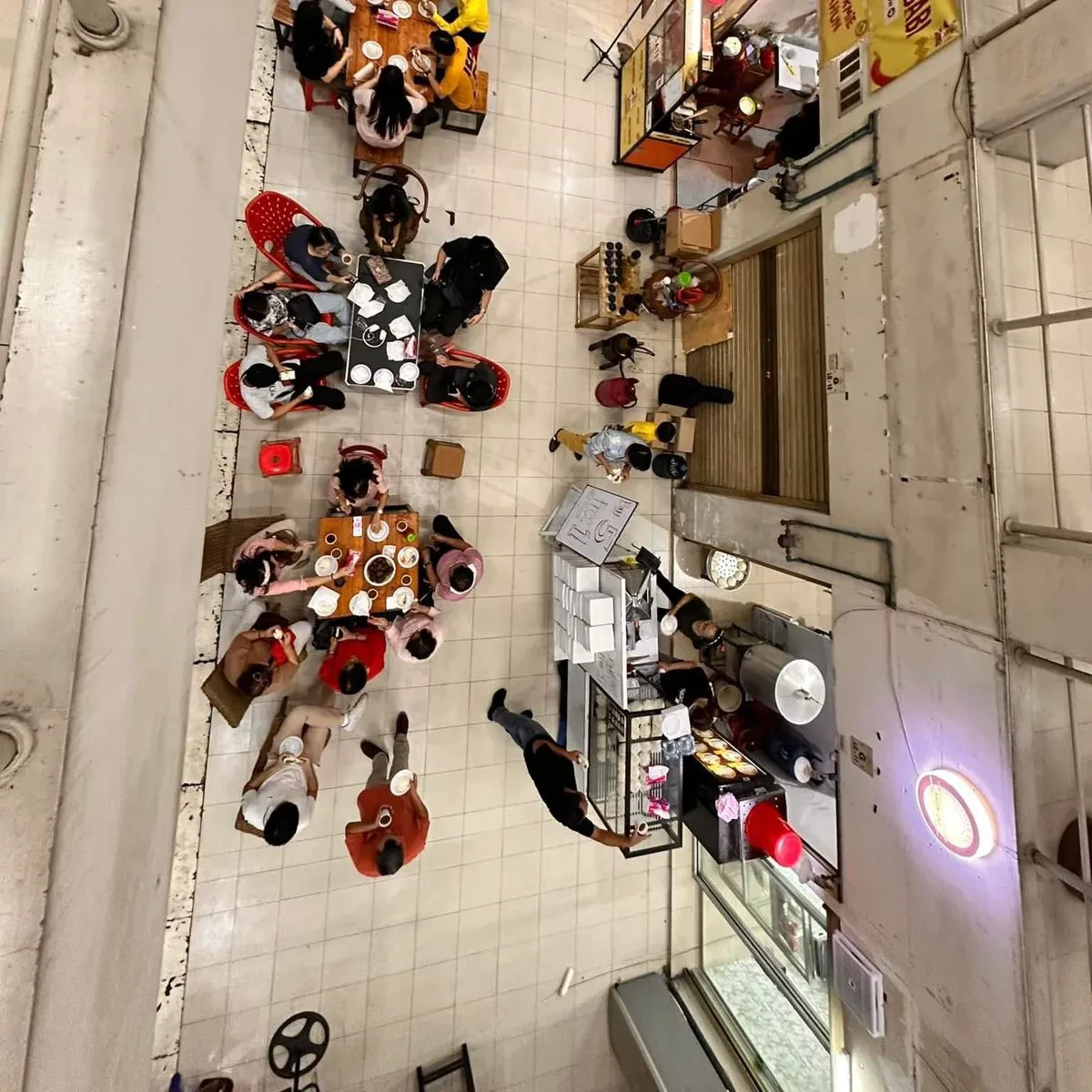 Bakpao GaGa Kawangkoan - Grand Emerald Apartemen - Restoran Toko Roti - Foto 3