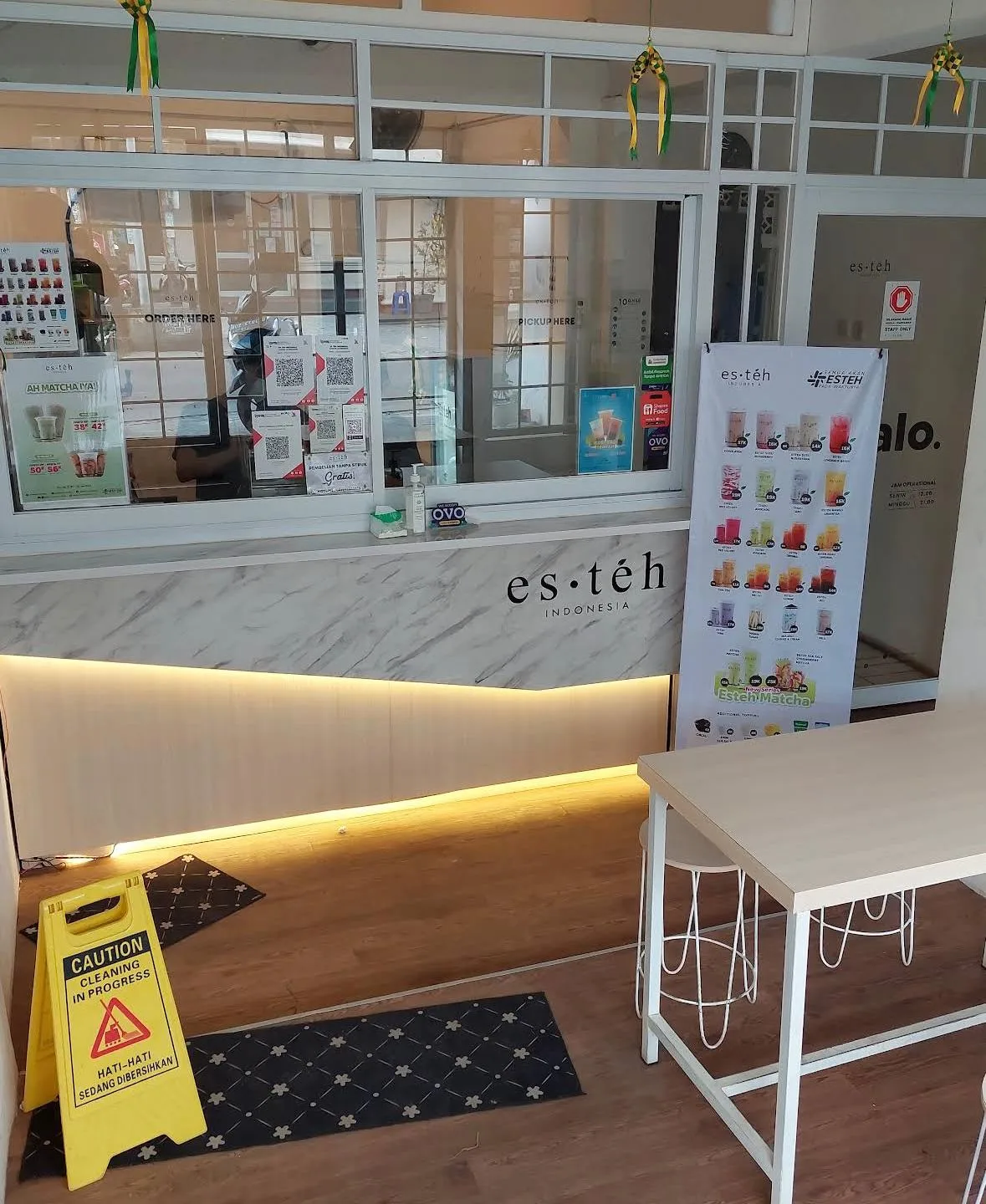 Esteh Indonesia - Srengseng Sawah - Thai Tea Restaurant - Photo 3