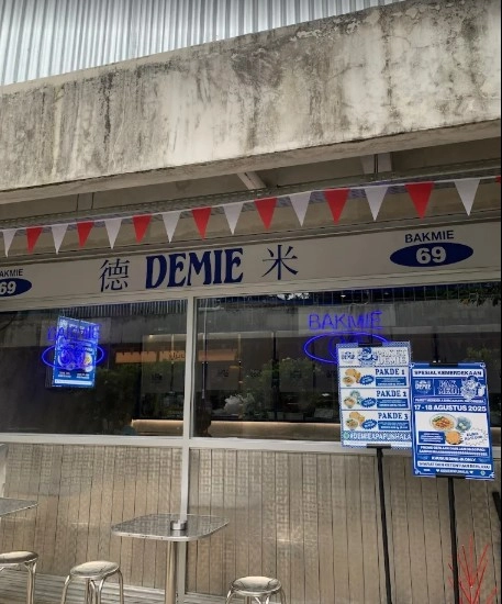 DEMIE Bakmie - Menteng - Restoran Mie - Foto 3