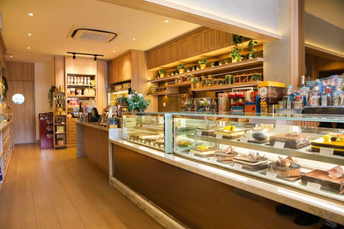 Dapur Cokelat - Karawaci - Kue Restaurant - Photo 2