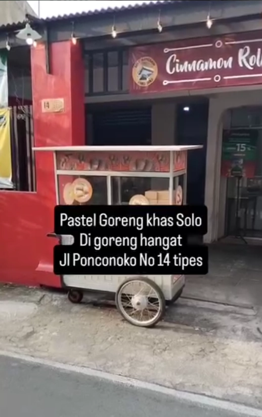 Pastel Goreng Solo - Tipes - Restoran Masakan Indonesia - Foto 2