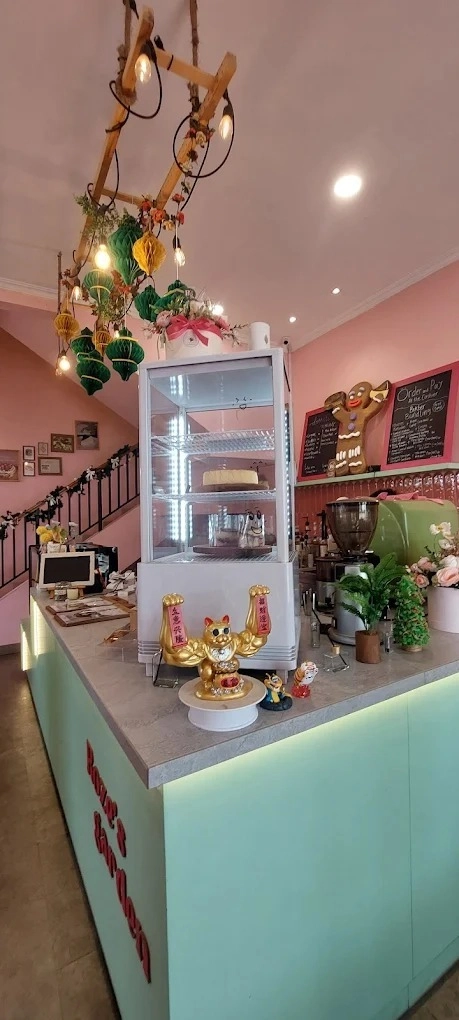 Roze's Garden - Cihuni - Coffee Restaurant - Photo 2