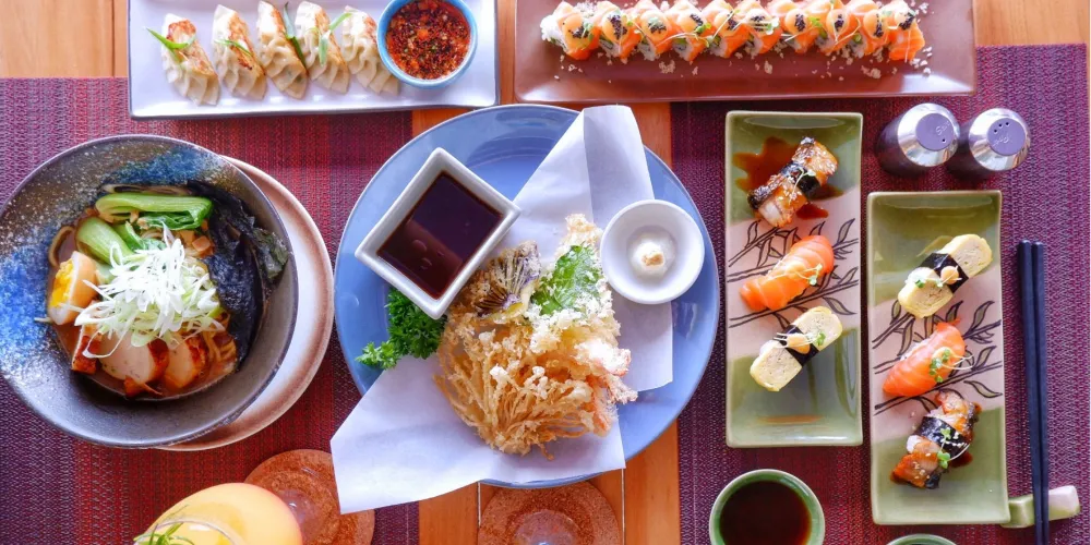 Hiromi Japanese Ramen and Sushi Restaurant - Benoa - Sushi Restaurant - Photo 1