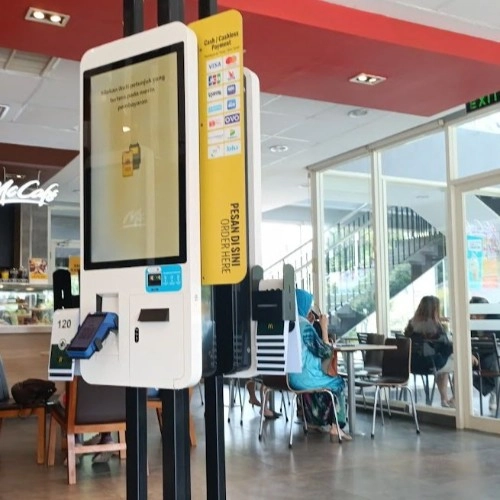 McDonald's - Sambiroto Semarang - Restoran Burger - Foto 2
