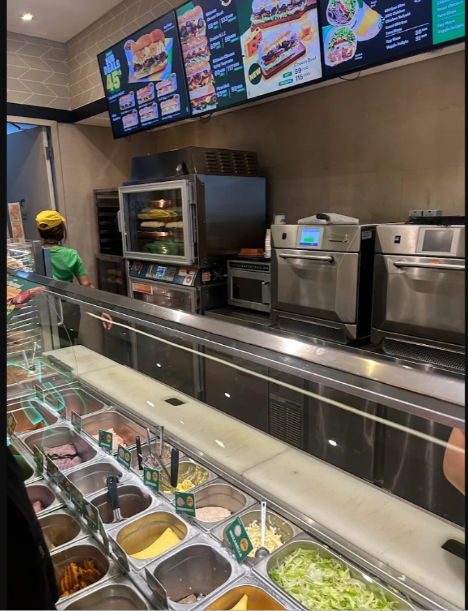 Subway - Rawamangun Paus - Restoran Roti Lapis - Foto 2