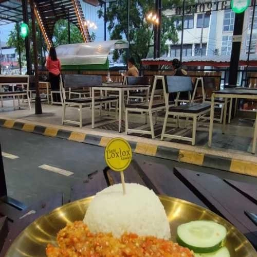 Ayam Kremes JOHN - Hollywood Surabaya - Restoran Masakan Indonesia - Foto 2