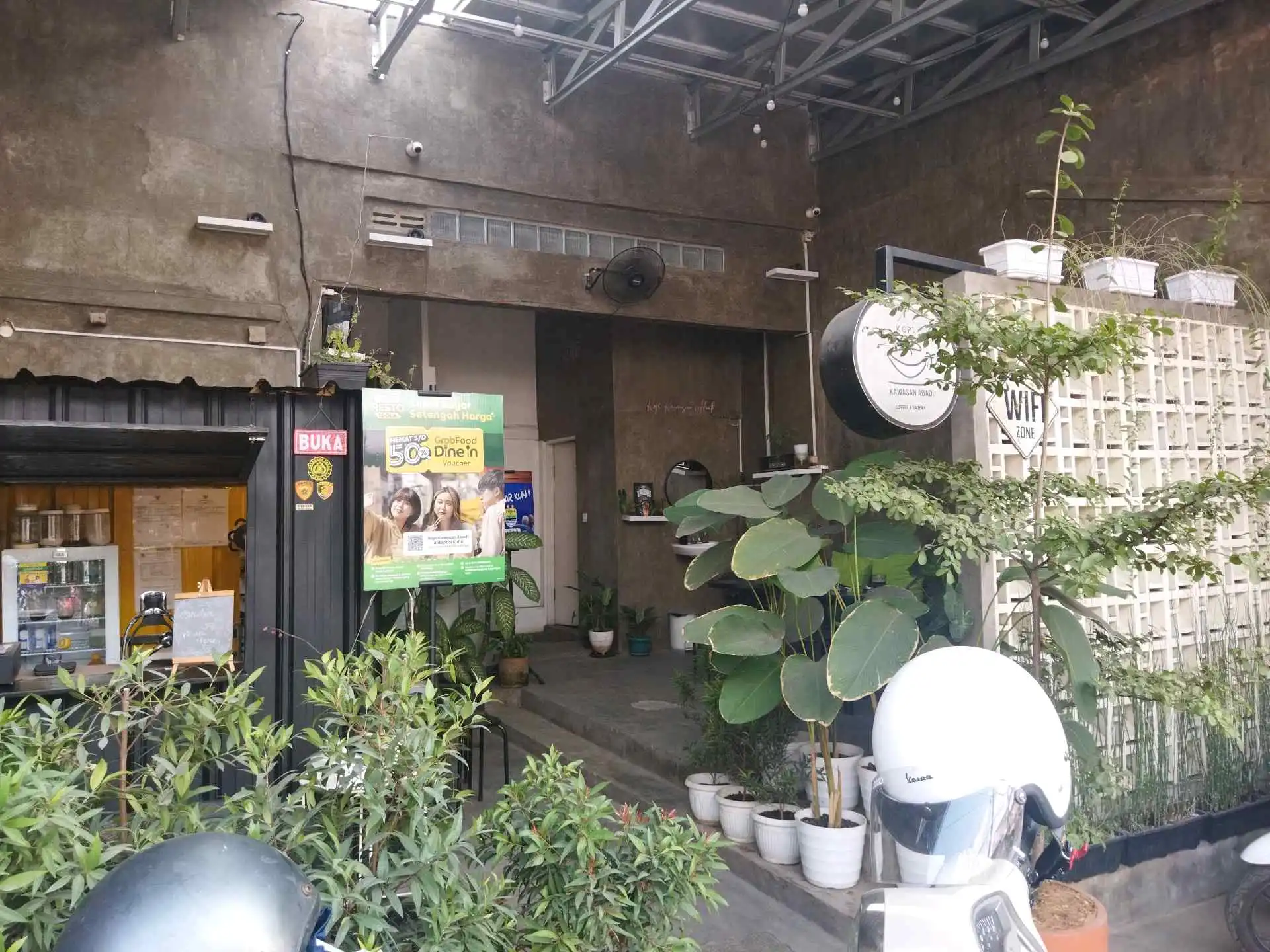 Kopi Kawasan Abadi - Antapani Kidul - Restoran Kopi Susu - Foto 2